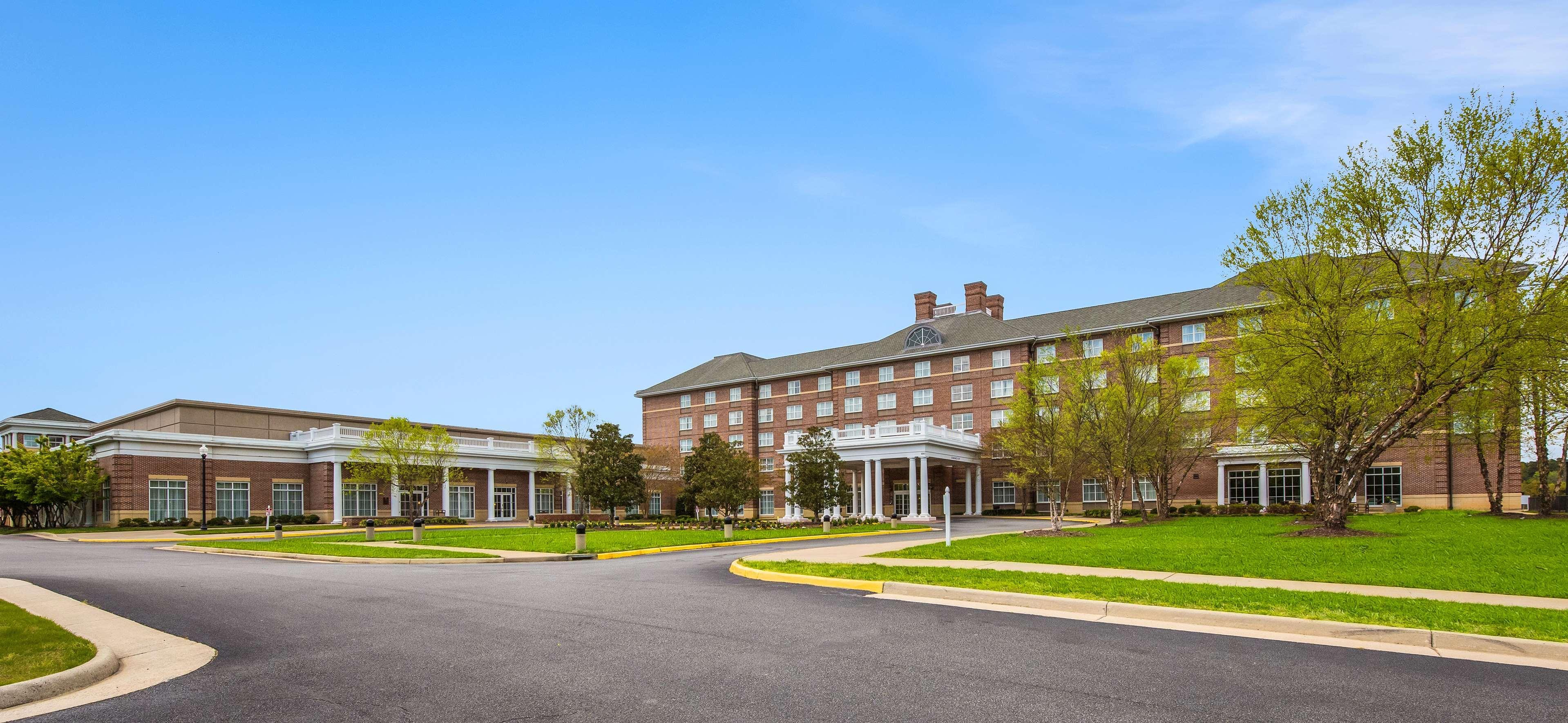 Hilton Garden Inn Suffolk Riverfront Exterior photo
